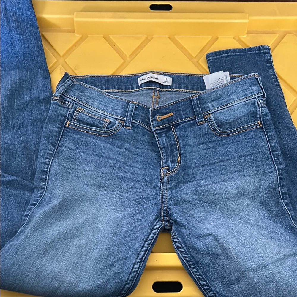 Abercrombie Kids sz16 Women's Blue Jeans used